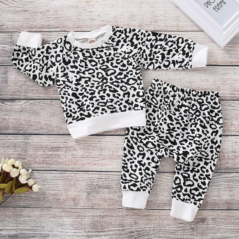 2-piece Leopard Sweatshirt & Pants for Baby Girl