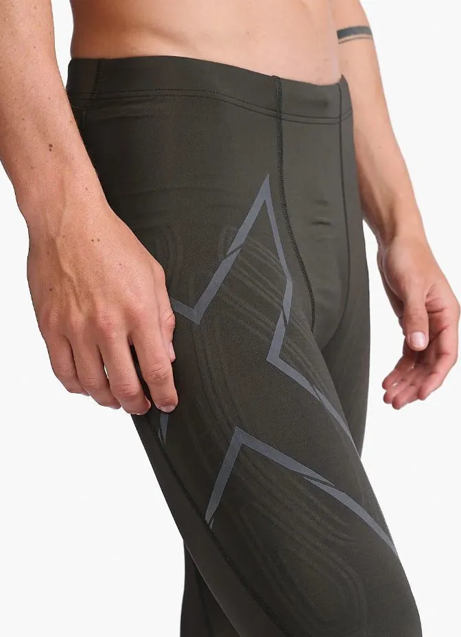 2XU Men&#x27;s Light Speed Compression Tight Flint/Black Reflective | Buy 2XU Men&#x27;s Light Speed Compression Tight Flint/Black Reflective here | Outnorth