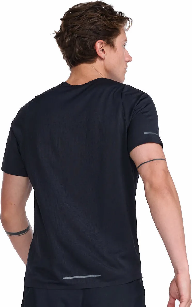 2XU Men&#x27;s Light Speed Tech Tee Black/Black Reflective | Buy 2XU Men&#x27;s Light Speed Tech Tee Black/Black Reflective here | Outnorth