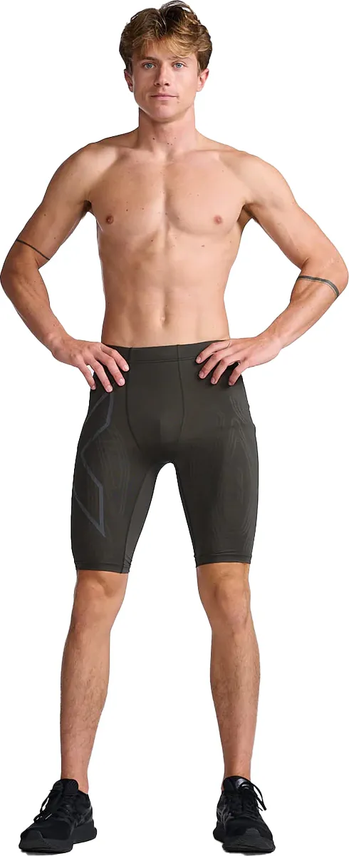 2XU Men&#x27;s MCS Run Compression Shorts Flint/Black Reflective | Buy 2XU Men&#x27;s MCS Run Compression Shorts Flint/Black Reflective here | Outnorth