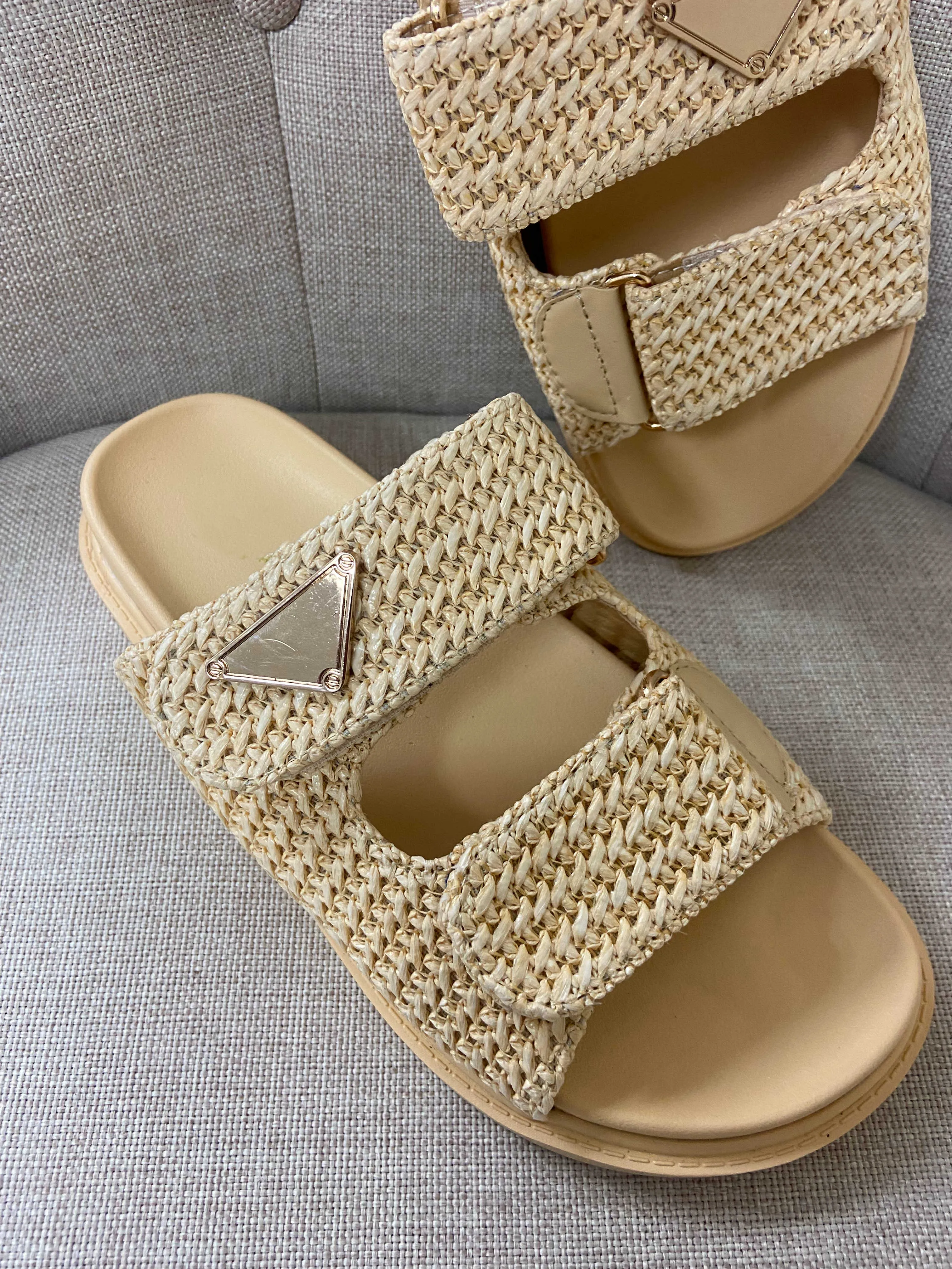 AS SEEN ON WHITNEY RIFE!! The Tuscany Raffia Slide in Natural