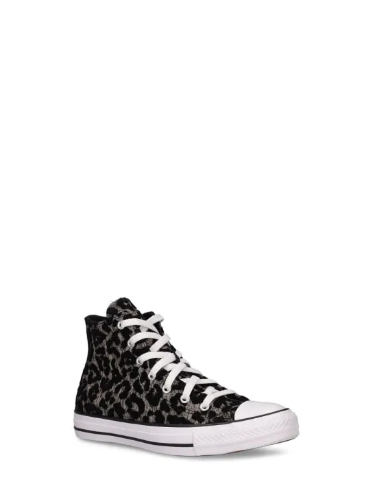 Converse   Chuck Taylor canvas lace-up sneakers 