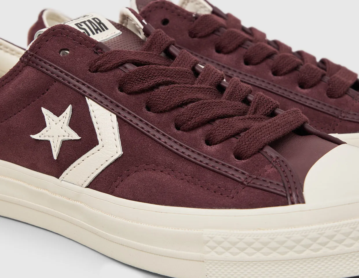 Converse Star Player 76 OX Bloodstone / Egret - Black