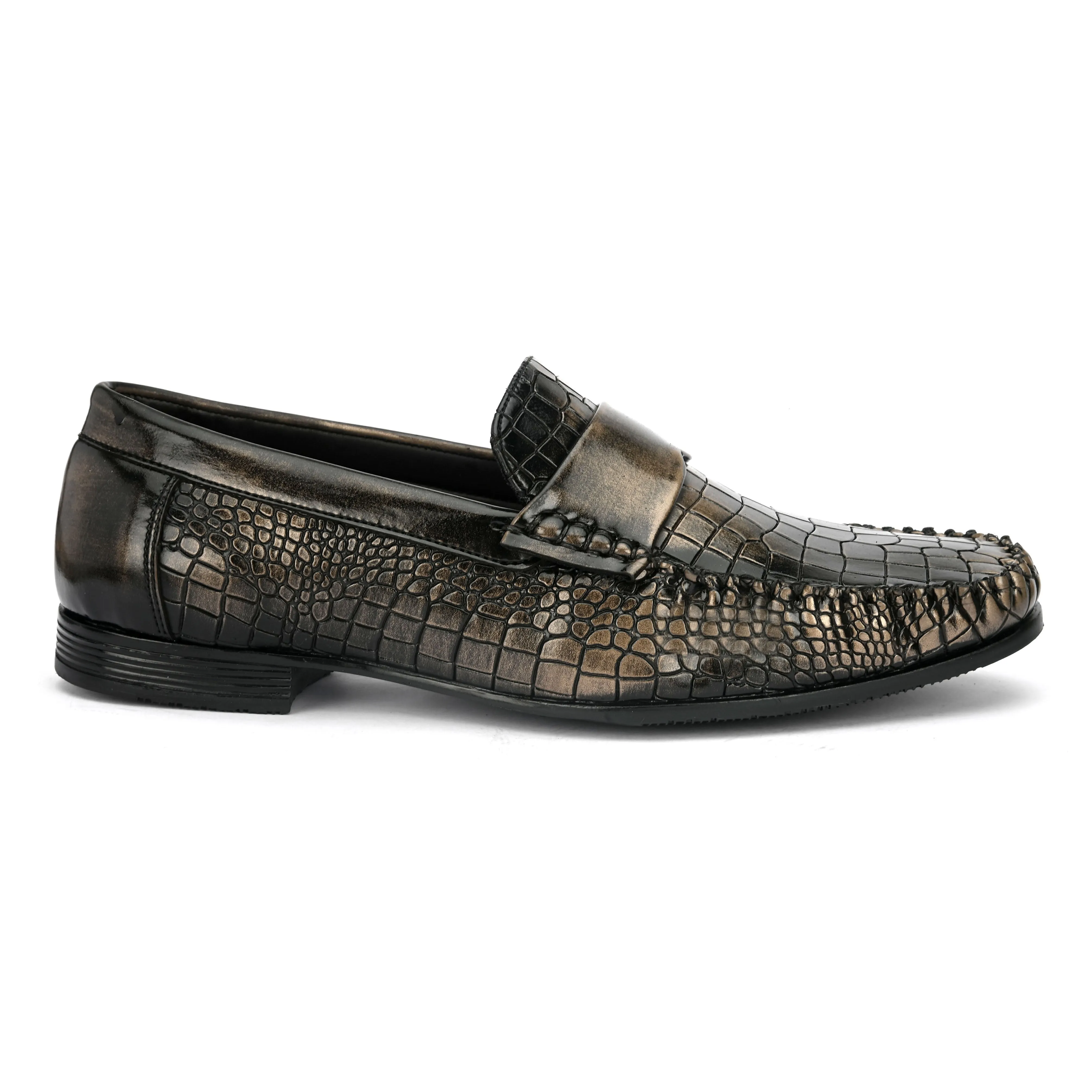 Dulcia Men's Golden Textured Driving Loafers