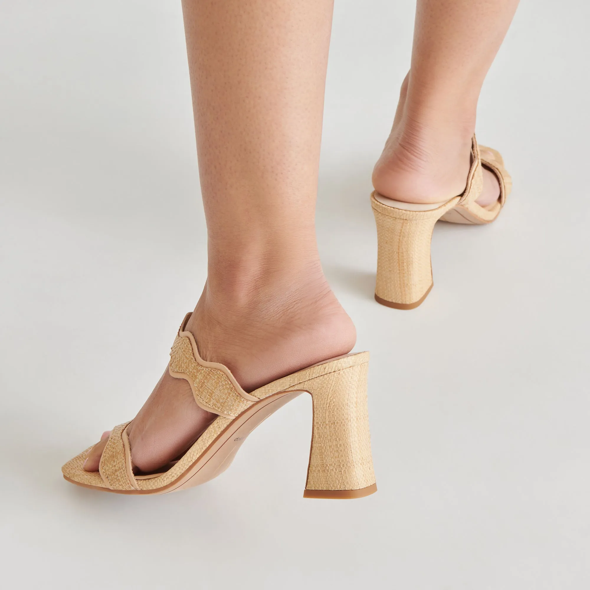 ILVA HEELS LT NATURAL RAFFIA