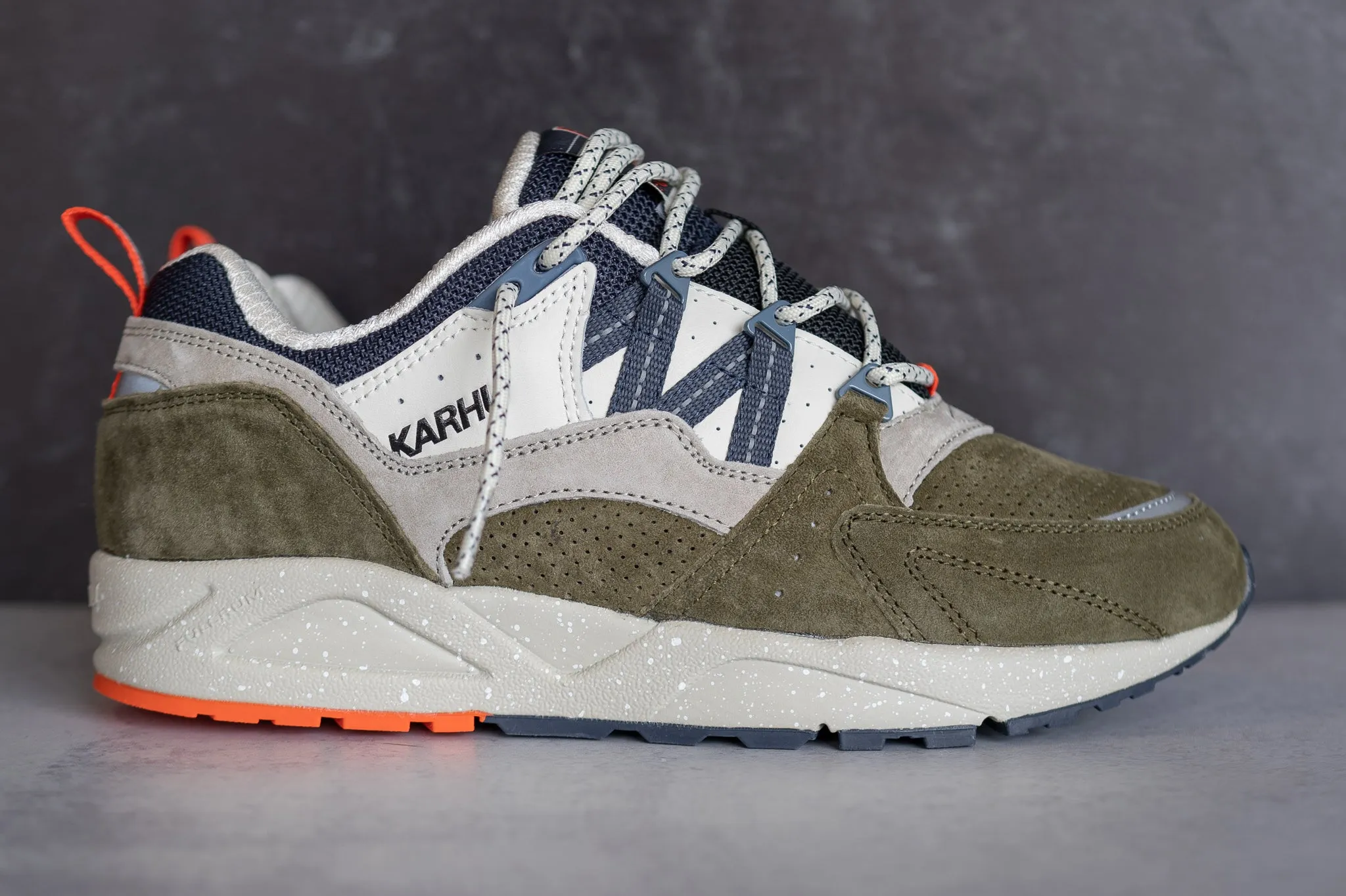 Karhu Fusion 2.0 (Capers)