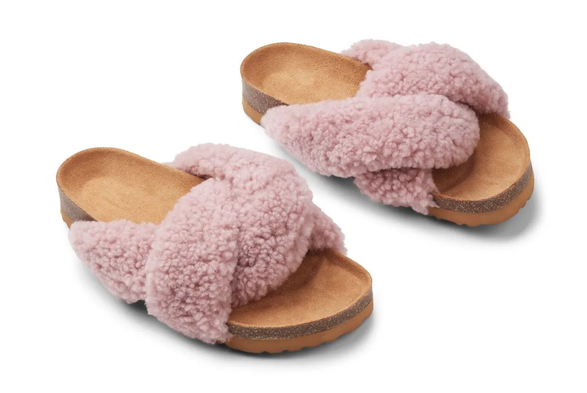 Lilly Cross Slipper