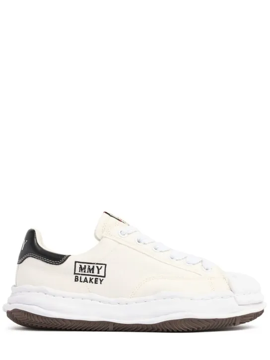 Mihara Yasuhiro   Blakey low canvas sneakers 