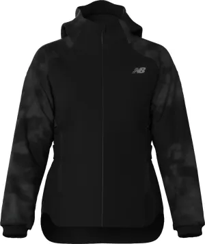 New Balance Women&#x27;s Reflective Woven Jacket Blacktop | Buy New Balance Women&#x27;s Reflective Woven Jacket Blacktop here | Outnorth