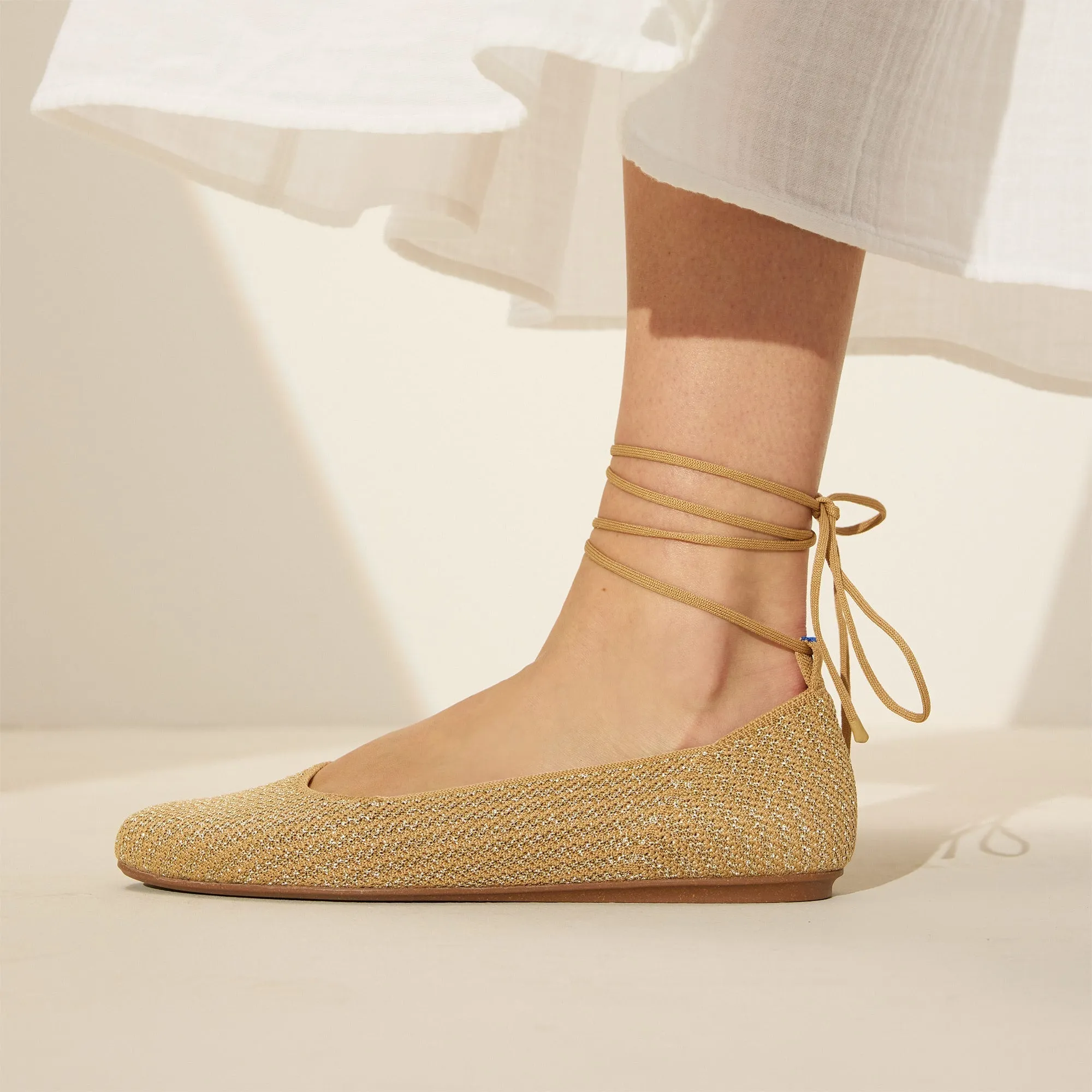 The Square Wrap - Gold Stripe