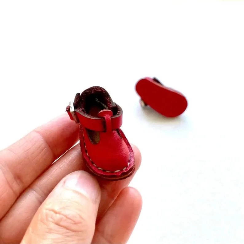 Tiny leather doll shoes red doll shoes 1/6 scale