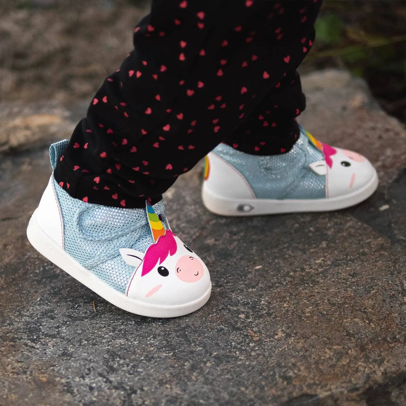 Unicorn Squeaky Toddler Shoes | White/Sparkly Blue